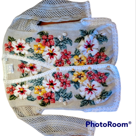 Marissa Christina cardigan - Picture 1 of 3